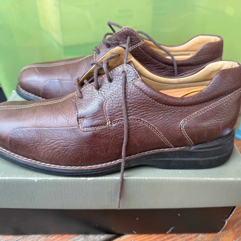Johnston & Murphy Dark Brown Leather Oxfords